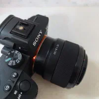 لنز ۵۰‌ فیکس سونی E