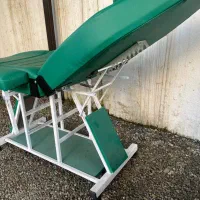 تخت سالن زیبایی|آرایشگاه و سالنهای زیبایی|رشت, کوی حسینی|دیوار