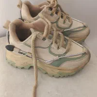 لباس مجلسی|لباس|خوی, |دیوار