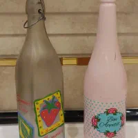 دوعدد بطری آب