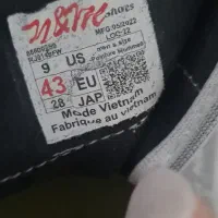 فروش کفش Nike lost and white|کیف، کفش، کمربند|قائمشهر, |دیوار