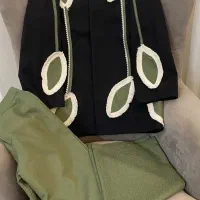 کت شلوار برگ رنگ سبز ماچا مناسب سایز ۴۴