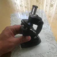 میکروسکوپ ژاپنی