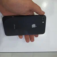 اپل iPhone 8 با حافظهٔ ۶۴ گیگابایت
