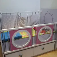 تخت کودک مارک اپادانا|اسباب و اثاث بچه|اهواز, کمپلو جنوبی|دیوار