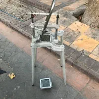 خرد کن دستی و گاز سه شعله