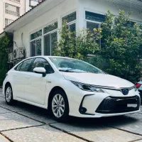 تویوتا کرولا هیبرید ۱۸۰۰ الیت