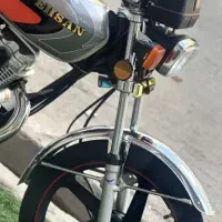 پیک موتوری با موتور