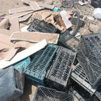 ضایعات درب منزل یا مغازه