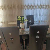 نهارخوری شش نفره