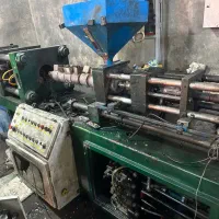 دستگاه تزریق و قالب دو عدد