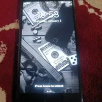 گوشی خیلی تمیز