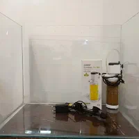 آکواریوم به همراه نور و فیلتر تصفیه