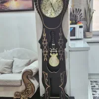 ساعت ایستاده چوبی