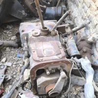 گیربکس چهار سیلندر ۲۸۵|قطعات یدکی و لوازم جانبی|فلاورجان, |دیوار