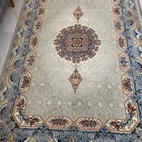 فرش ها در حد نو به فروش می رسد