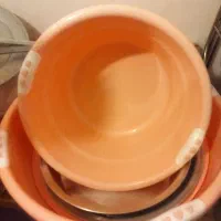 تعدادی ظروف آشپزخانه