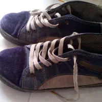 تعدادی کفش سایز ۳۸|کیف، کفش، کمربند|ساری, |دیوار