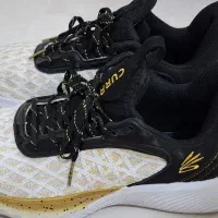 کفش بسکتبال آندرآرمور سایز ۴۰