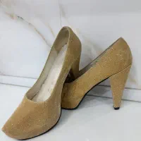 کفش طلایی مجلسی پاشنه دار|کیف، کفش، کمربند|مشهد, کارمندان دوم|دیوار