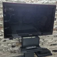 تلویزیون ال‌سی‌دی با لوازم جانبی