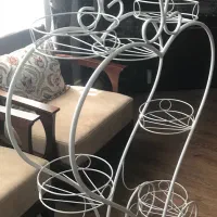 استند‌ فلزی گل