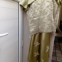 چند لباس مجلسی همه در حد نو