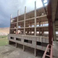 مهندس مکانیک تاسیسات و مهندس معماری یا عمران
