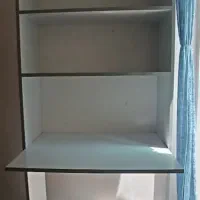 میز تحریر کتابخانه دار