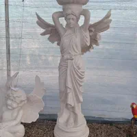 ابنما، فرشته، مجسمه، پایه الاچیق اماتیس