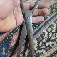 قیچی فولادی|کلکسیون اشیاء عتیقه|کرمان, |دیوار