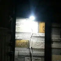 چراغ خواب دیواری اتاق خواب کودک طرح زنبوری|اسباب و اثاث بچه|بروجرد, |دیوار