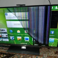 ال ای دی‌پنل شکسته