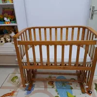 تخت نوزاد گهواره ای کنار مادر|تخت و صندلی بچه|تهران, جوادیه|دیوار