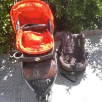 کالسکه و نینی خواب