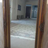 اینه دست دو و ساعت دیواری دست دو