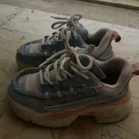 کتونی سایز ۳۷
