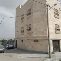 2طبقه-بالا-پیلوت-دونبش-محله-باقرخان