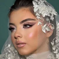 اموزش  تخصصی میکاپ و شنیون