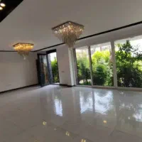 اجاره ویلا نیاوران ۳۰۰متر سکونت یا کاربا پارکینگ|اجارهٔ خانه و ویلا|تهران, نیاوران|دیوار