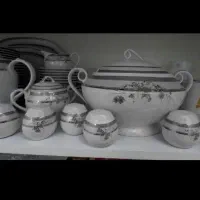 سرویس چینی و خرده ریزه