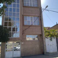 آپارتمان ۷۵متری ۳طبقه مجزا