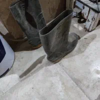 چکمه|کیف، کفش، کمربند|شیراز, شاپورجان|دیوار