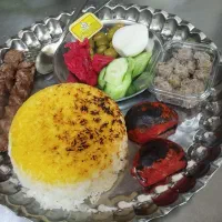 به یک نیروی کار جوان نیازمندیم