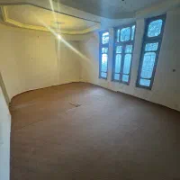 واحد 70متری فقط مجرد عبور جدا