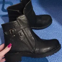 کفش نیم بوت