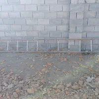 نردبان آهنی محکم به طول۴/۵ متر