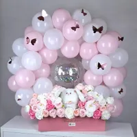 باکس گل نوزادی همراه با طاق بادکنک
