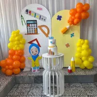 دکور، تم مدرسه