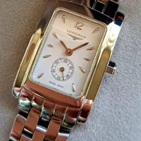 ساعت لونژین سویسی زنانه  آکبند خشک دست نشده